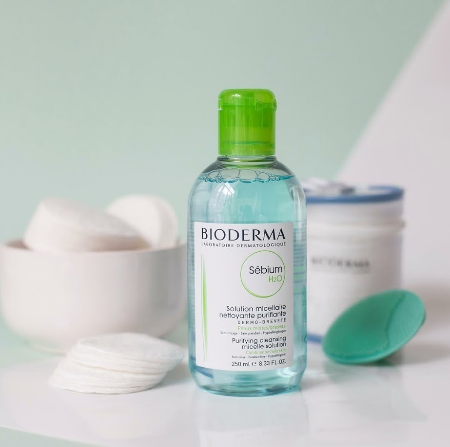 Nước tẩy trang Bioderma xanh dành cho da dầu và da hỗn hợp 500ml 
